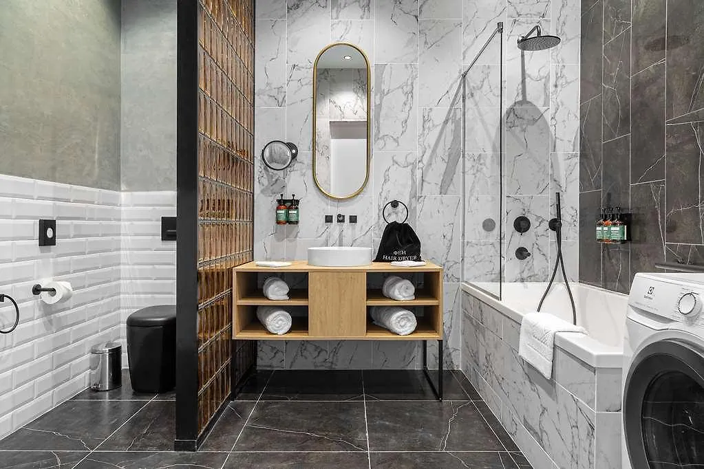 فندق The Basilian Minsk, Curio Collection By Hilton
