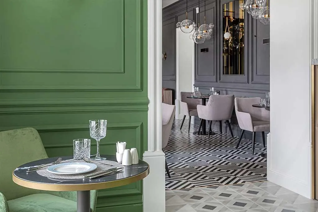 فندق The Basilian Minsk, Curio Collection By Hilton 4*, مينسك بيلاروسيا
