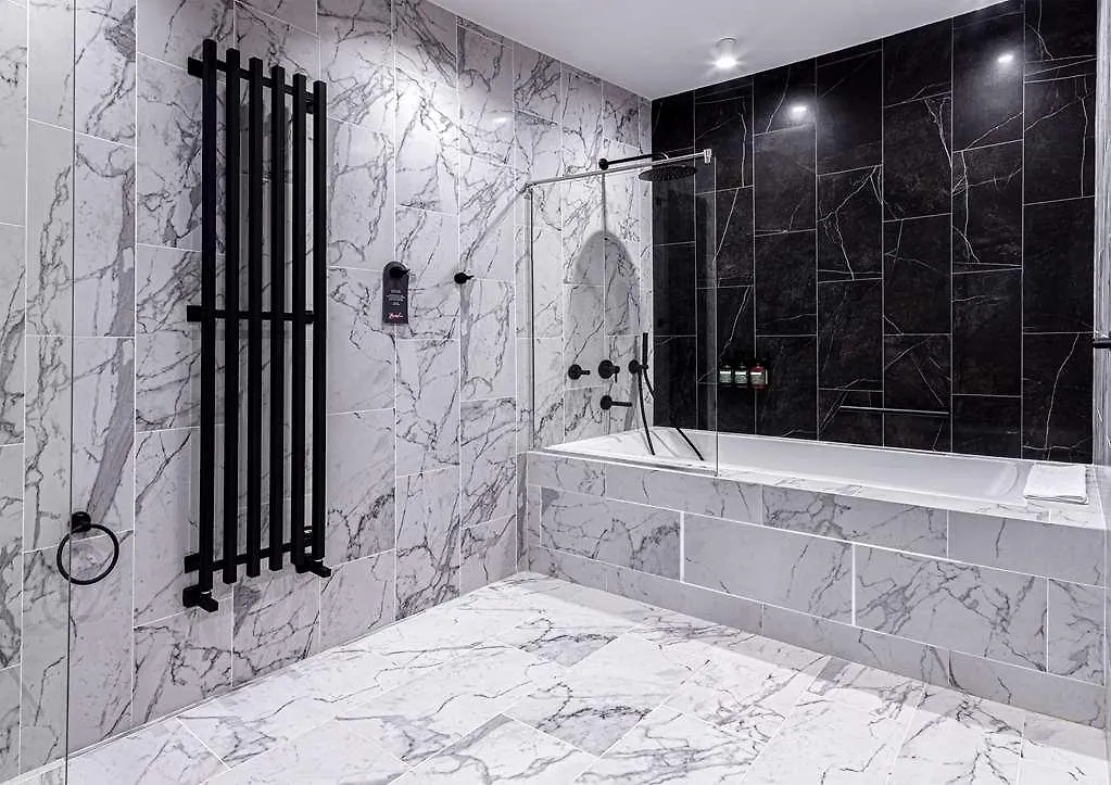 The Basilian Minsk, Curio Collection By Hilton Ξενοδοχείο Μινσκ
